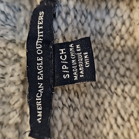 American Eagle Mock Neck Sweater - Picture 5 of 7